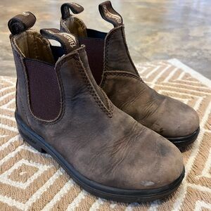 Kids size 11 Blundstone Boots